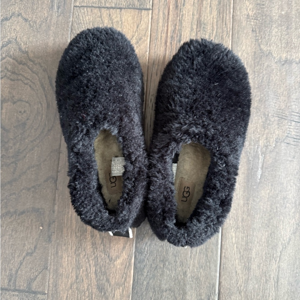 UGG Black Fuzzy Slippers size 8